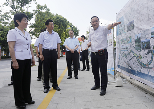 河长在行动——省委副书记,常务副省长,长江江苏段省级河长黄莉新巡查