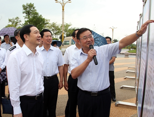 河长在行动——省委常委,政法委书记,省级河长王立科巡查淮河入江水道