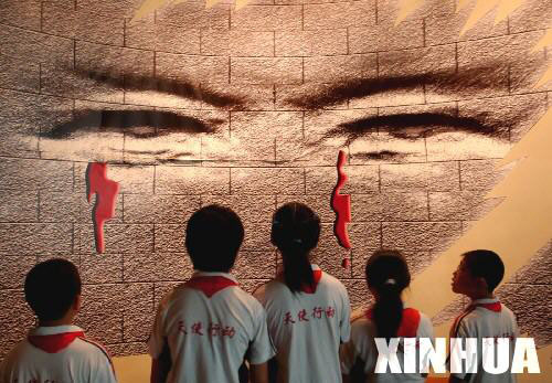 xin_40208021520453433211842.jpg