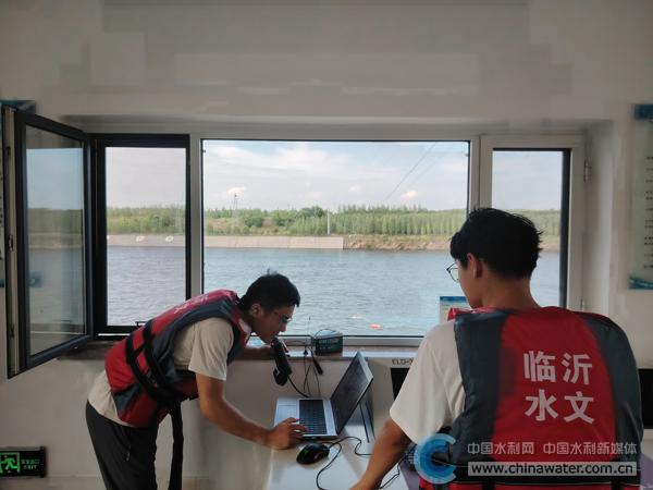 大官庄水文站缆道测流
