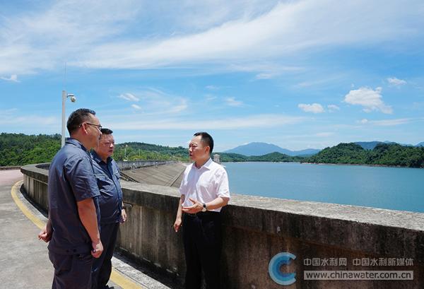 李国英检查松涛水库