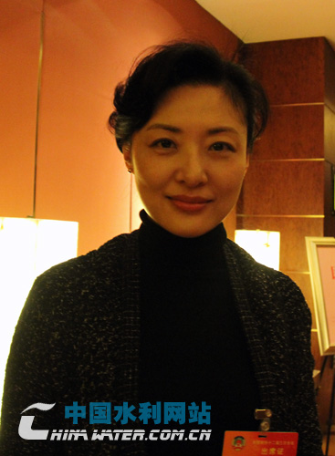 周涛委员女儿提醒我节约用水